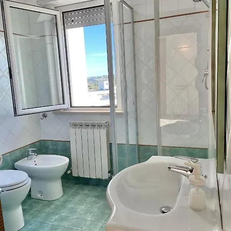 Oltre L’orizzonte * Fermo